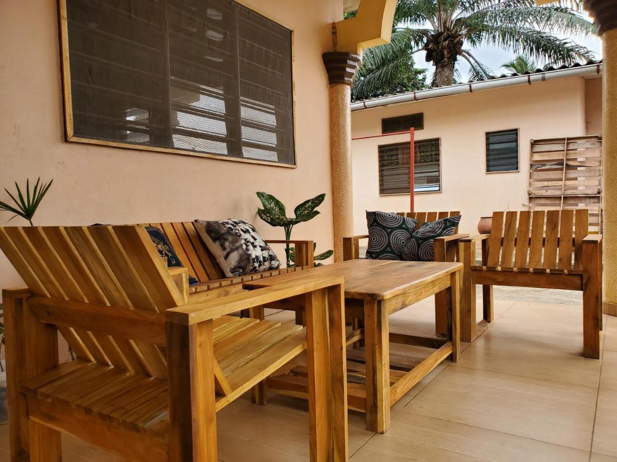 Au Coeur De Ouidah Apartman Kültér fotó